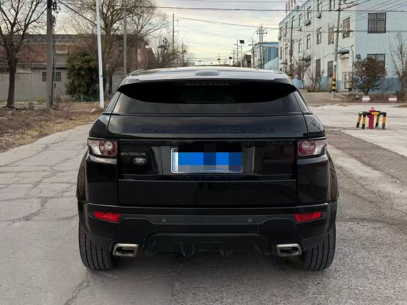 青岛13年路虎极光6