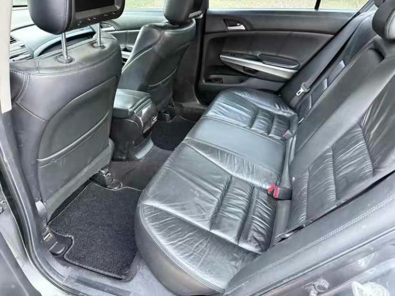 东莞12年本田雅阁6