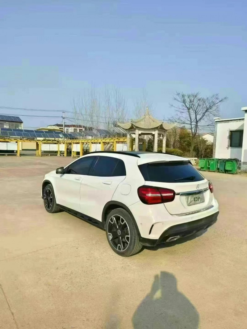 徐州19年奔驰GLA4