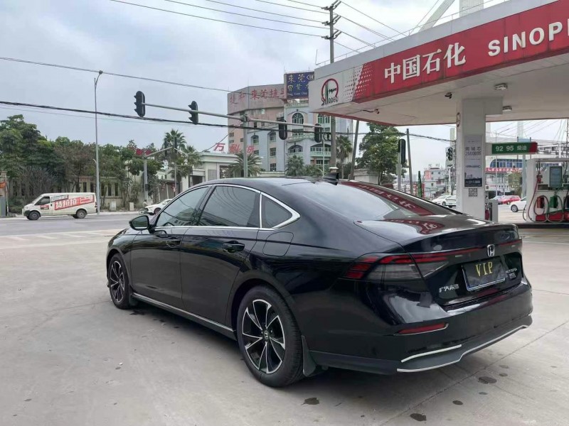 东莞24年本田雅阁8