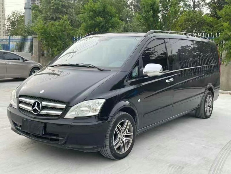 徐州16年奔驰威霆3