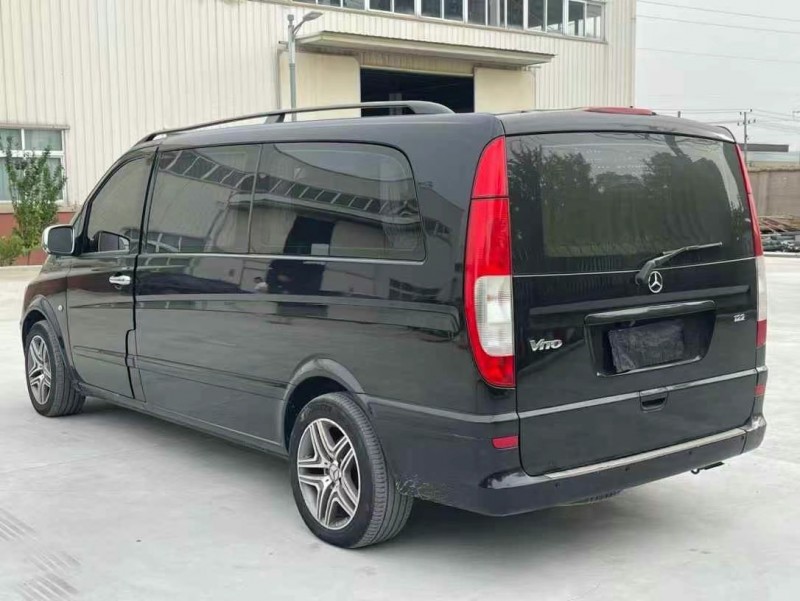 徐州16年奔驰威霆4