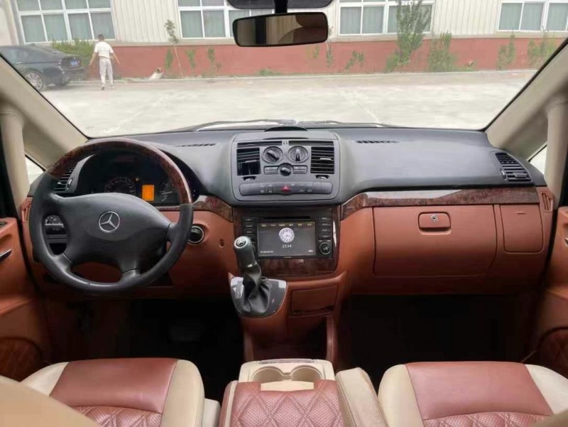 徐州16年奔驰威霆6