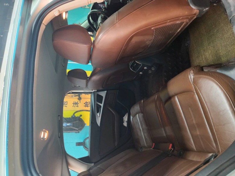 青岛16年奥迪A6L8