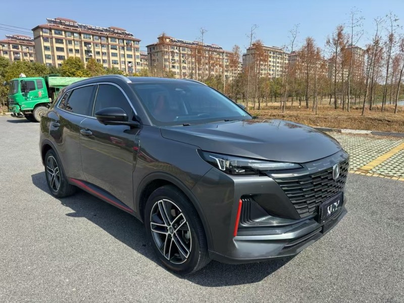 鹽城23年長安汽車CS552