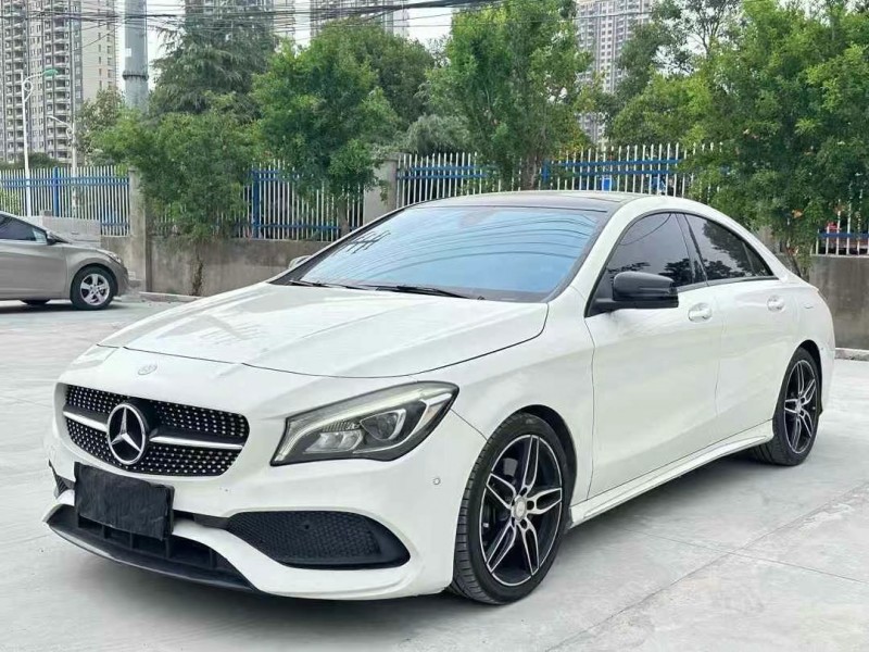 徐州17年奔驰CLA3