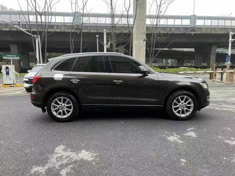 邵阳15年奥迪Q57