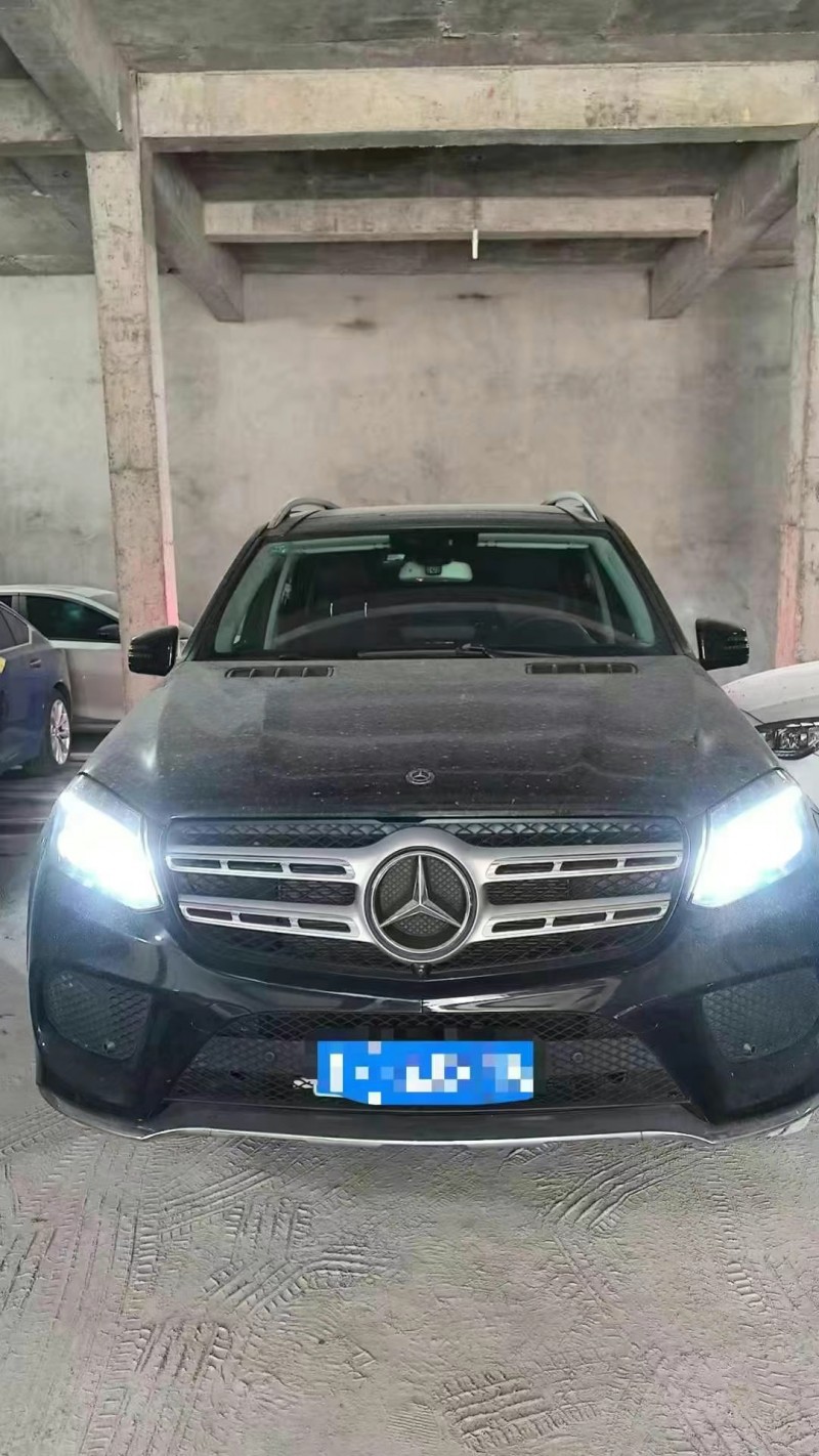 广州19年奔驰GLS1