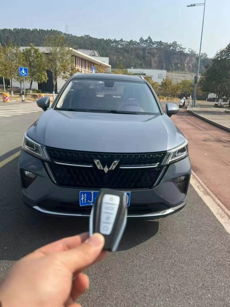 賀州22年五菱汽車星辰1