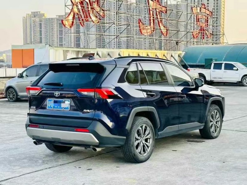 东莞23年丰田RAV45
