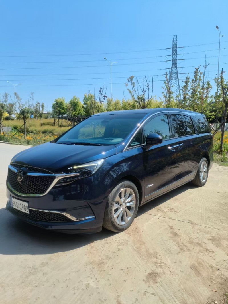 青岛21年别克GL83