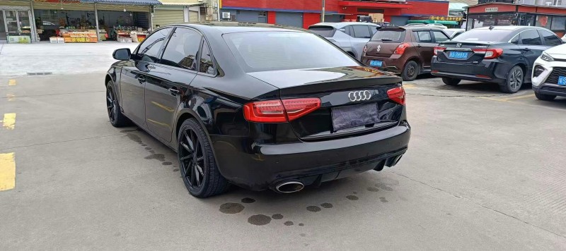 广州15年奥迪A4L4