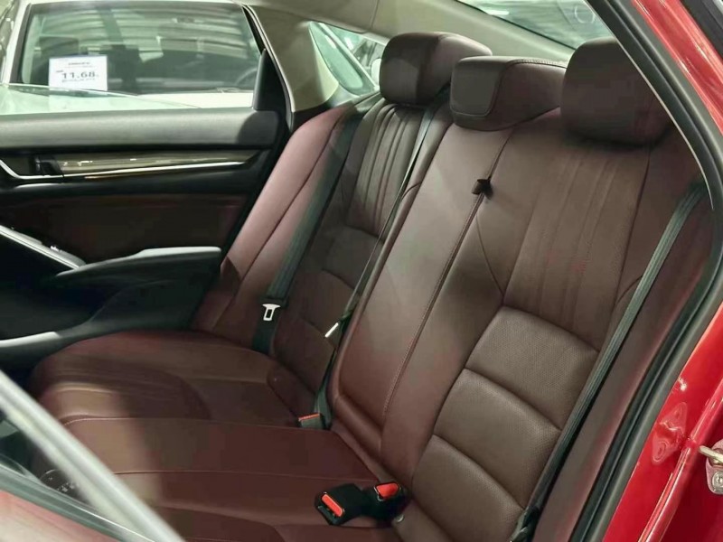 广州21年本田雅阁7