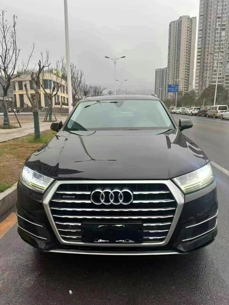 攀枝花18年奧迪Q71