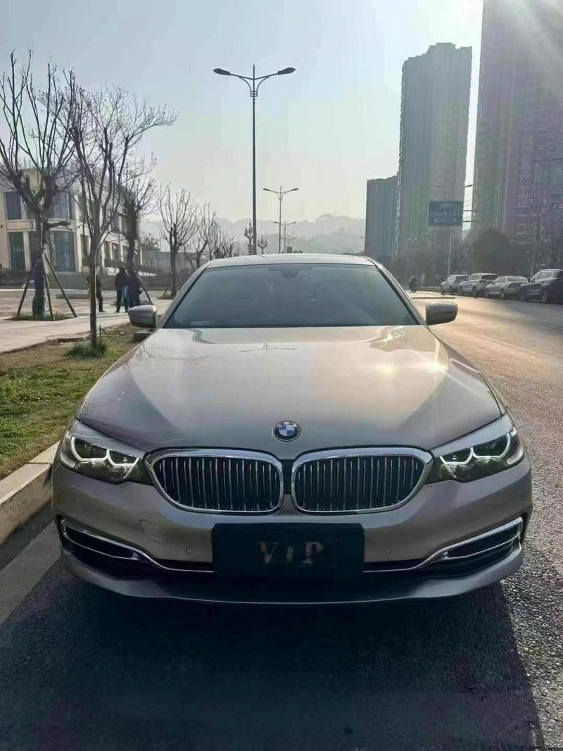德陽19年寶馬5系1