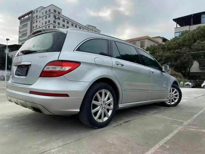 广州09年奔驰R7