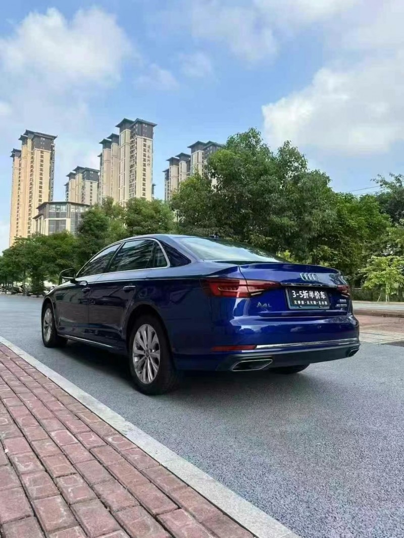 廈門19年奧迪A4L7