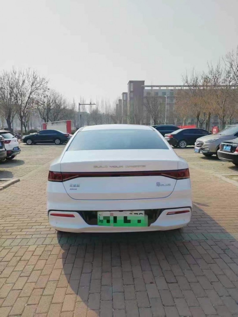 东营24年比亚迪秦9