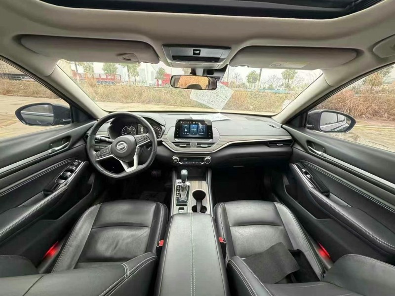 长沙21年日产天籁5