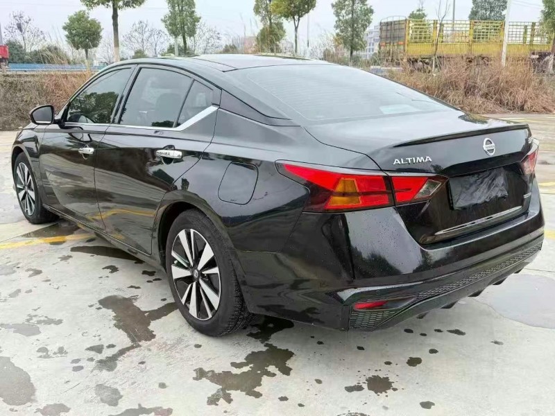 长沙21年日产天籁7