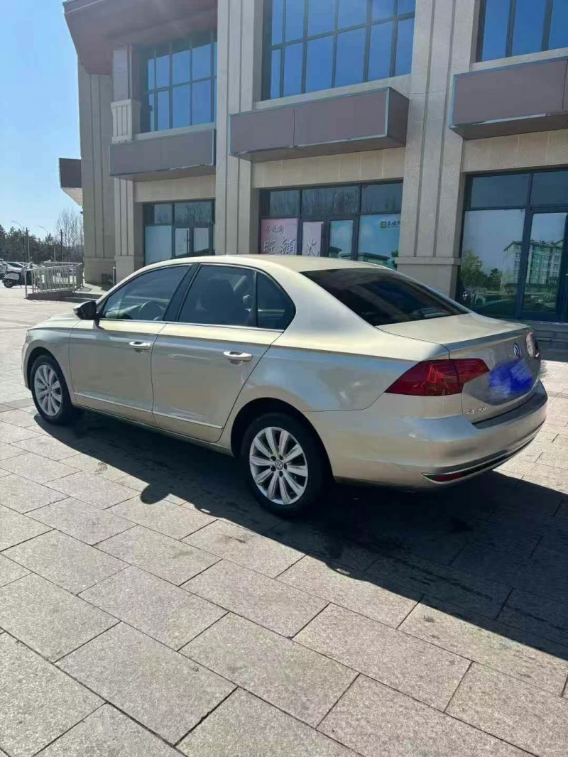 邯郸18年大众宝来8