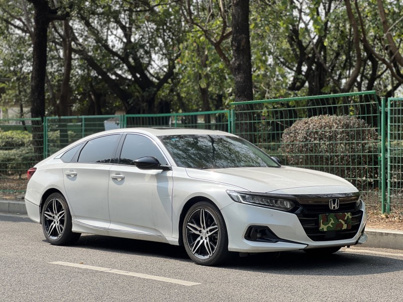 东莞22年本田雅阁2