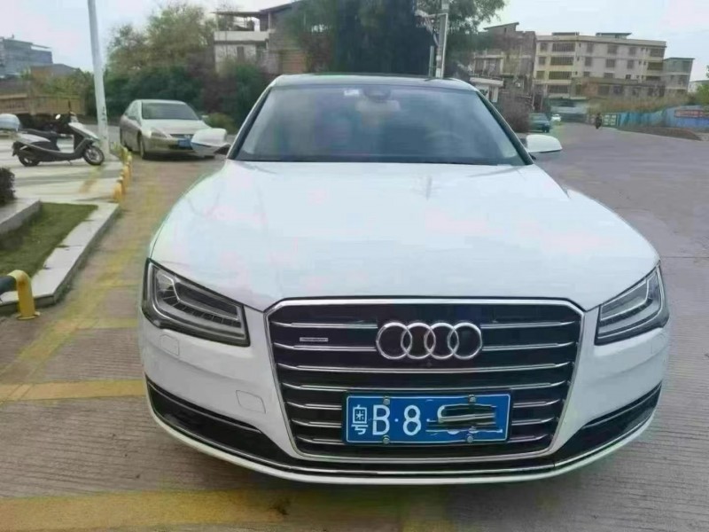 广州18年奥迪A8L1
