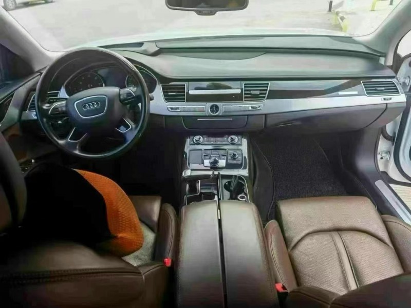 广州18年奥迪A8L5