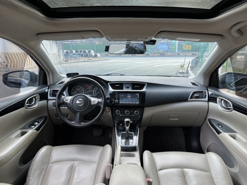 东莞18年日产轩逸4