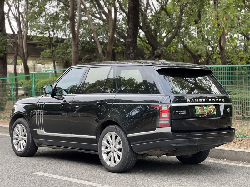 东莞15年路虎揽胜行政7