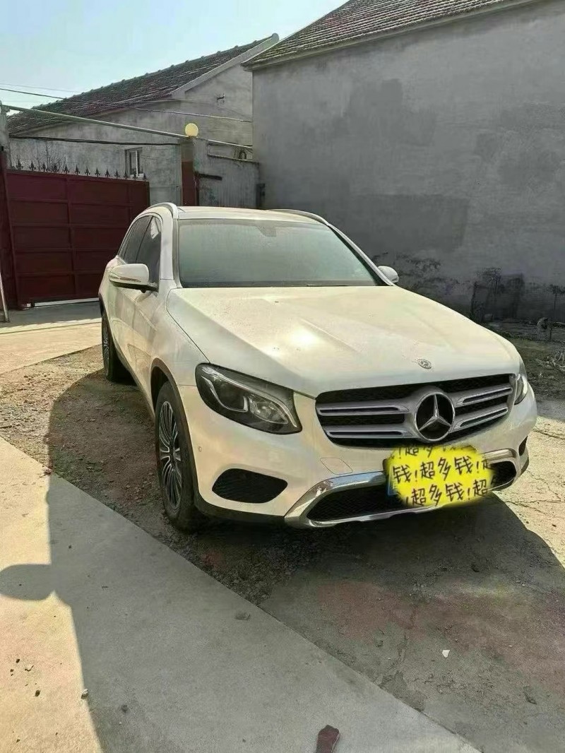 东营17年奔驰GLC1