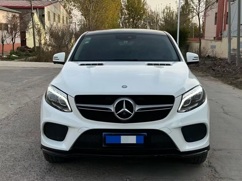 青岛16年奔驰GLE1