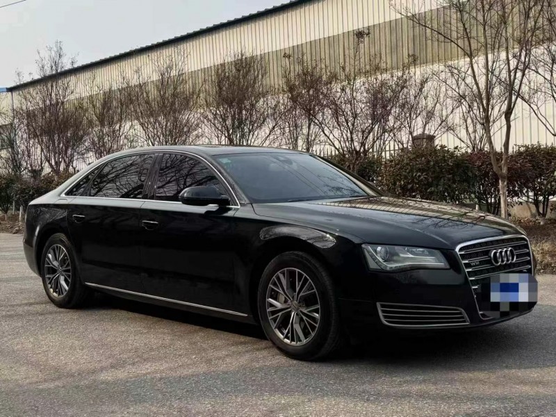 青岛14年奥迪A8L3