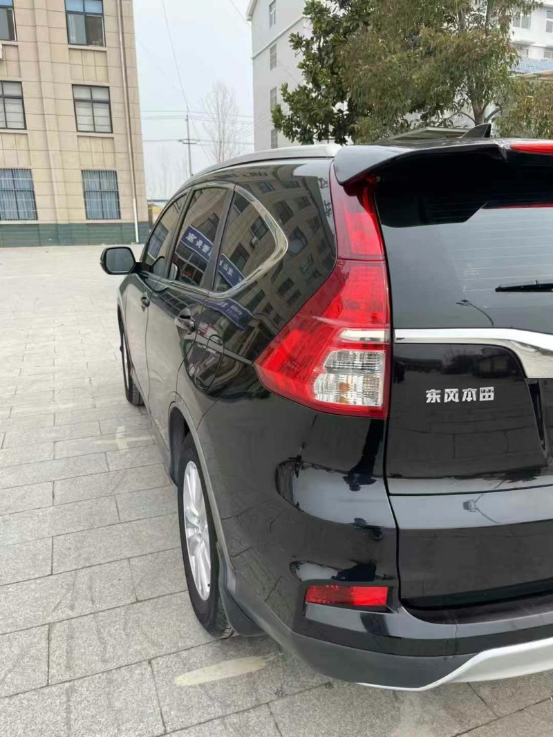 青岛16年本田CRV8