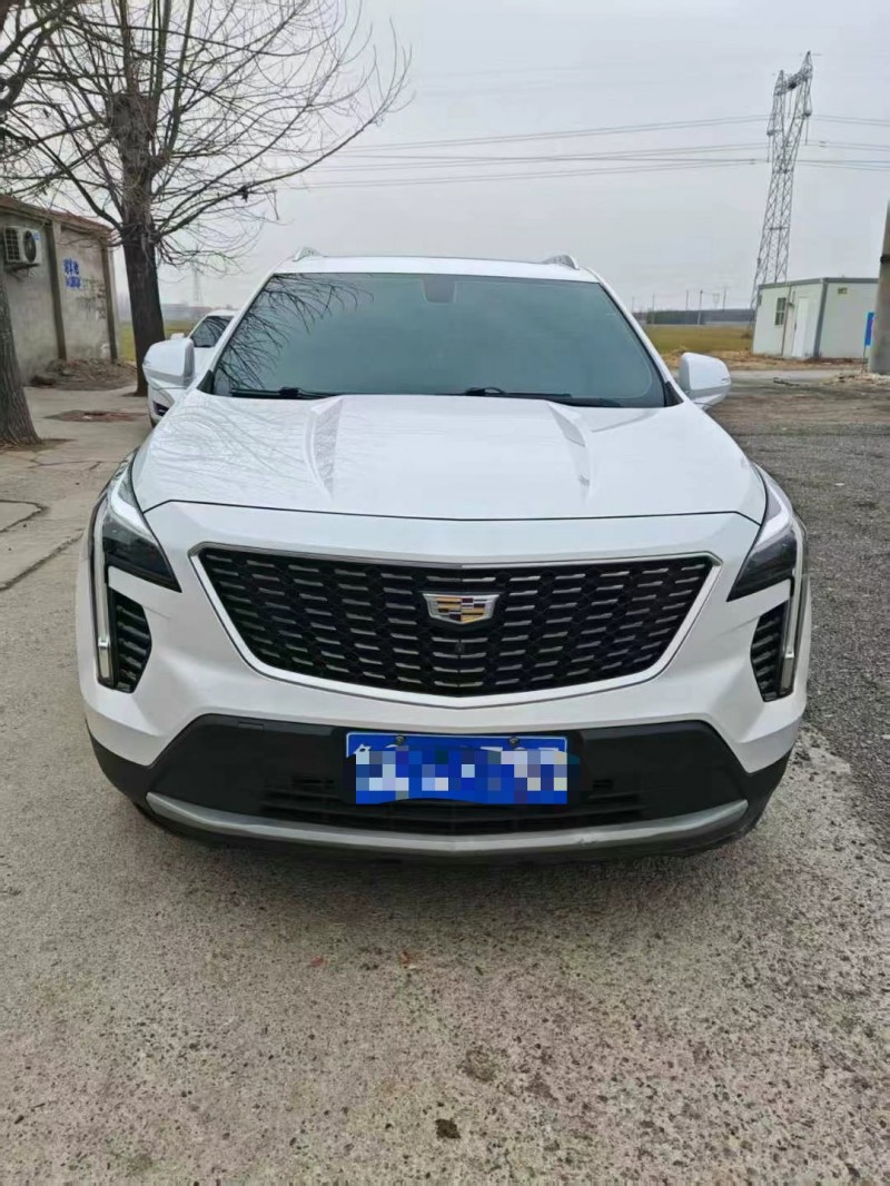 保定19年凱迪拉克XT41
