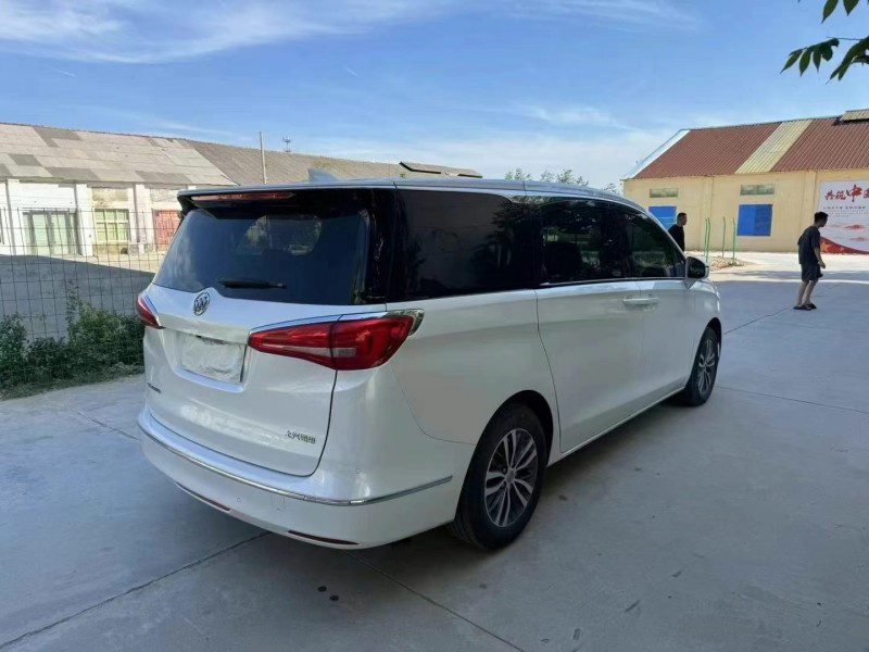 徐州20年别克GL83