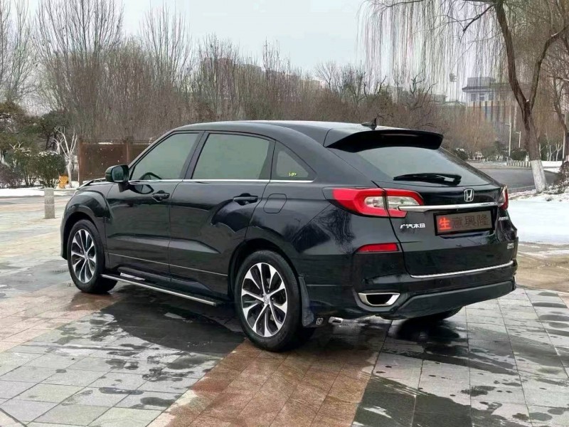 徐州17年本田冠道5