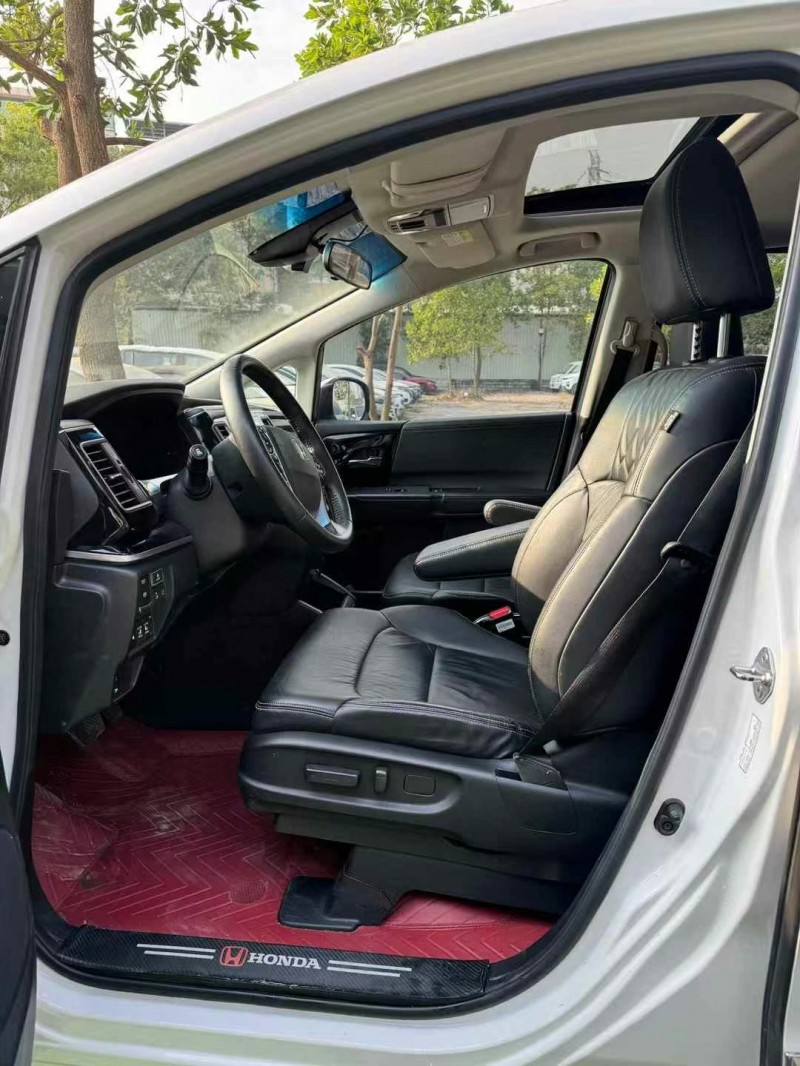 广州21年本田艾力绅5