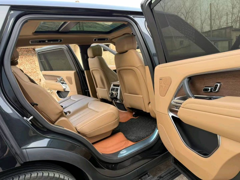 徐州24年路虎揽胜行政7