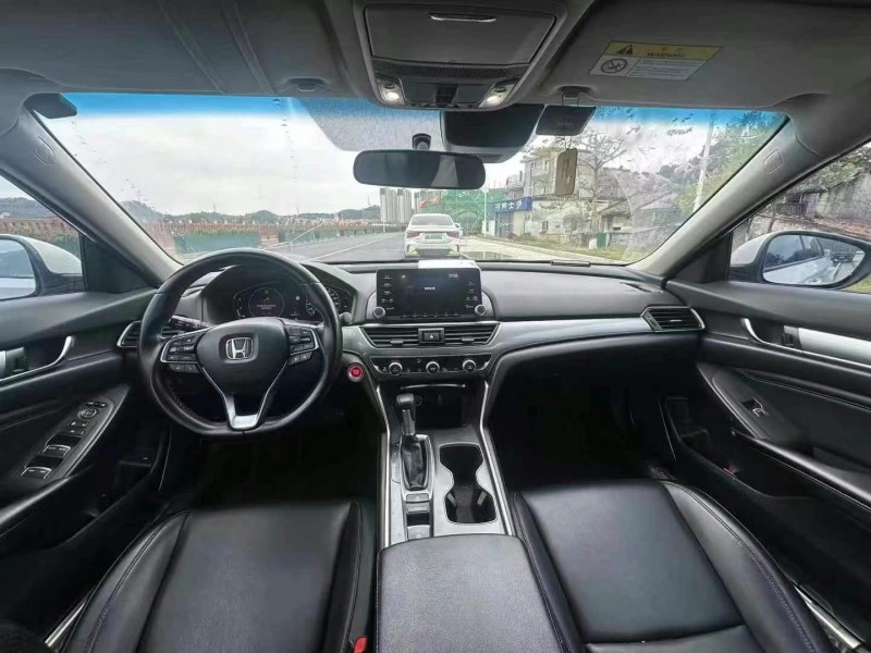 广州18年本田雅阁5