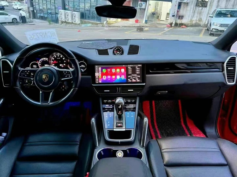广州21年保时捷卡宴7