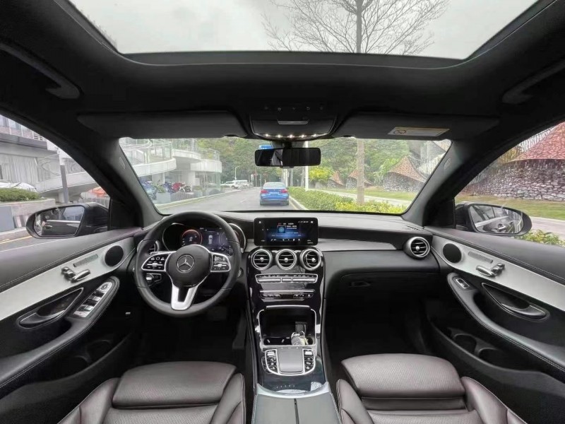 广州21年奔驰GLC4