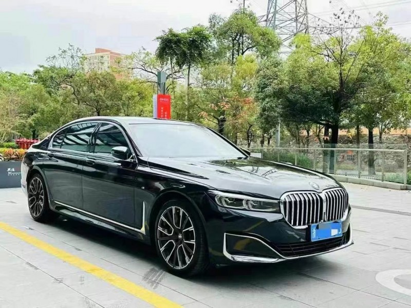 广州19年宝马7系3