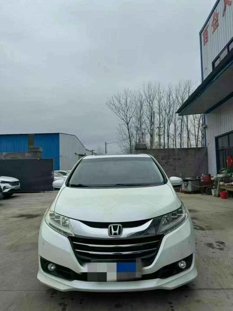 青岛17年本田奥德赛1