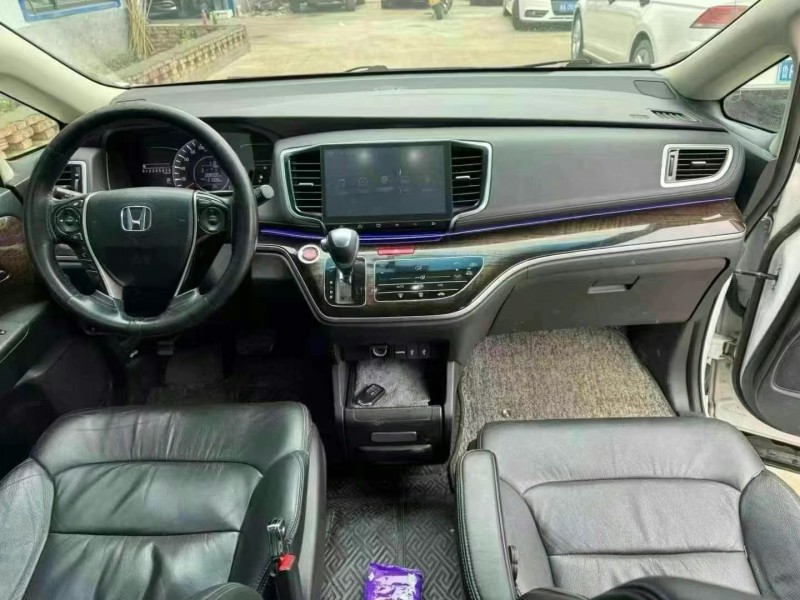 青岛17年本田奥德赛4