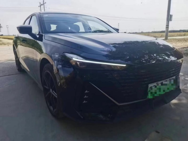 保定23年長安汽車UNI3