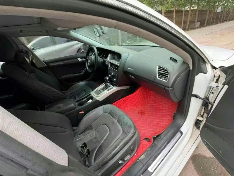 青岛14年奥迪A54