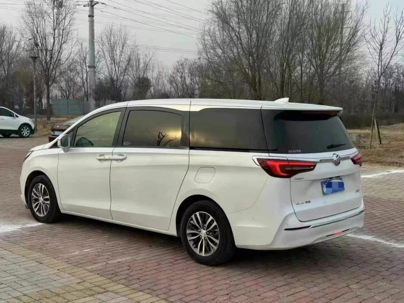 济宁21年别克GL87