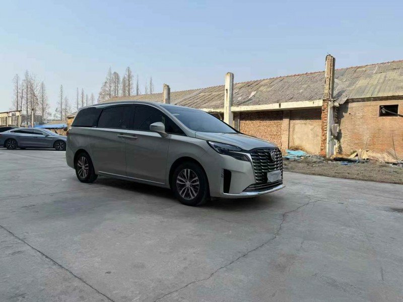 徐州23年别克GL83