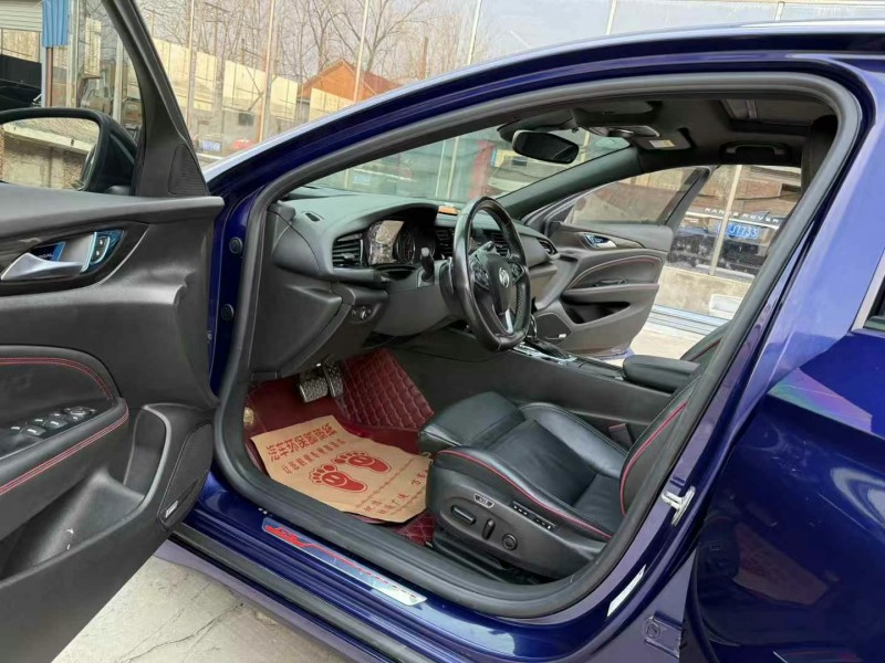 徐州19年别克君威4